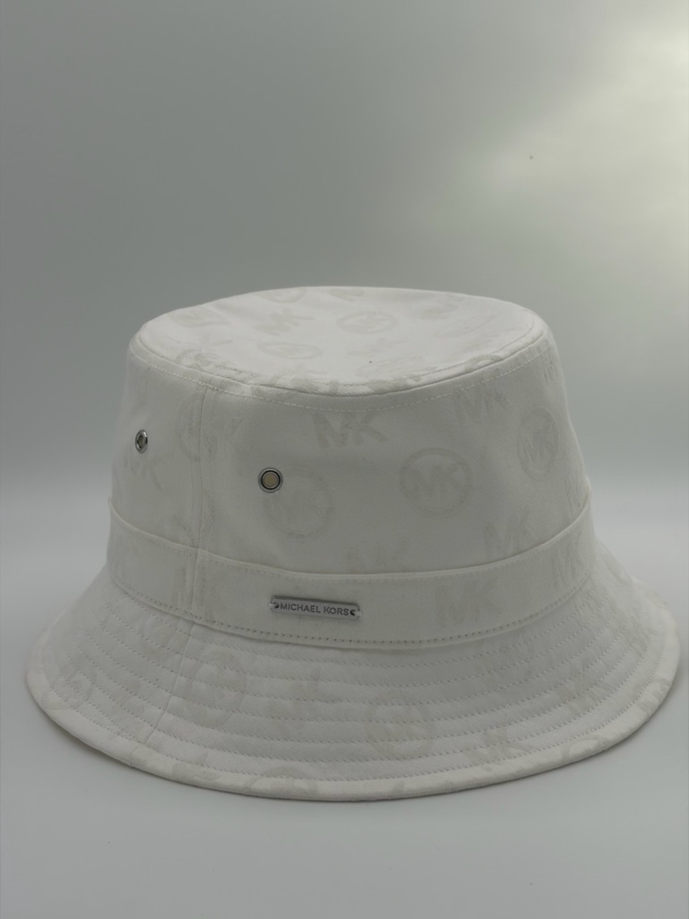 Michael Kors White Bucket Hat NWT Logo Plaque OS Summer Classic